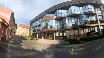 Parcare Tribunal  7